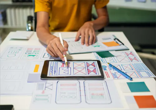 ux-ui-designer-en-agence-creative.webp